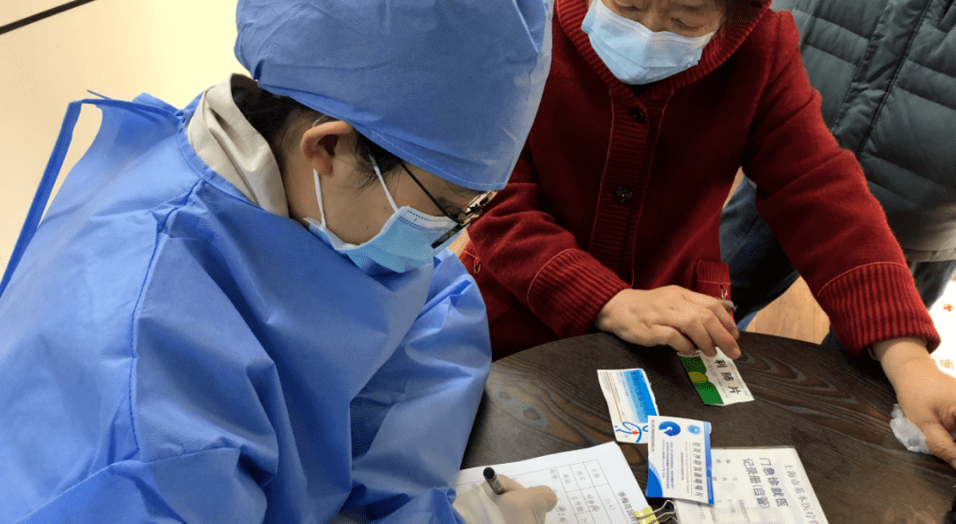 保定24小时套医保卡回收商家(急用钱24小时医保提取)